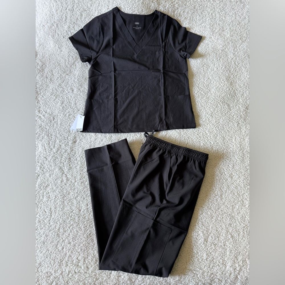 COZYFIT Women's Scrubs Set V-Neck Scrub Top & Jogger Pant Black New with Tags